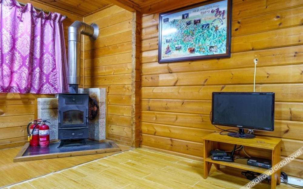 Youngwol Your Castle Bed and Breakfast photo 3