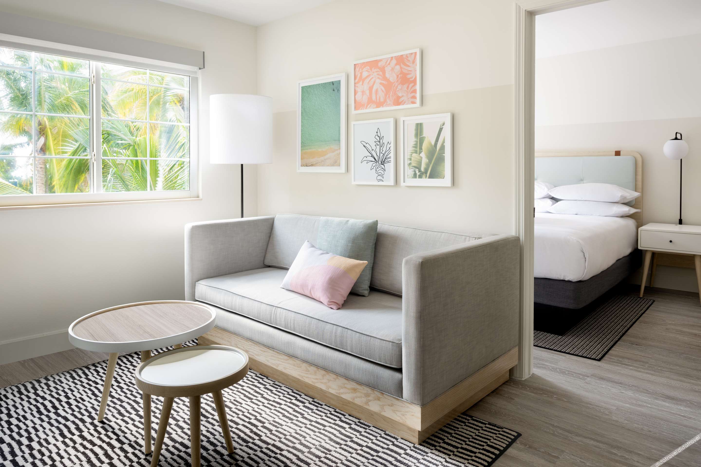 带一张大床的两卧室套房