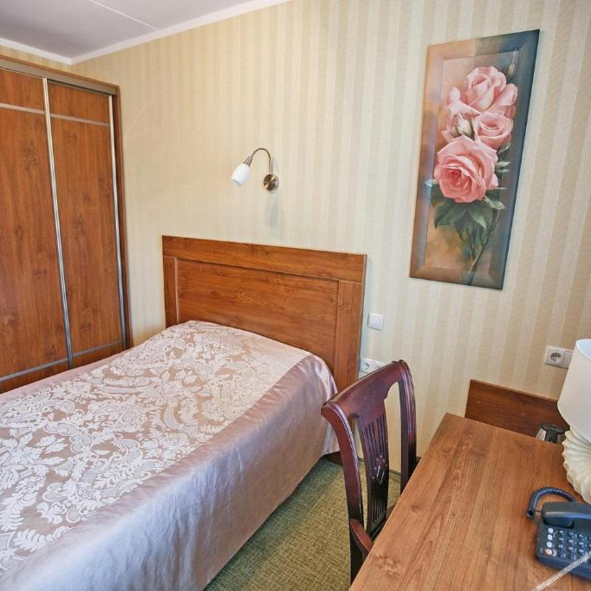 高级单人房, 1 张大号单人床, 无烟房