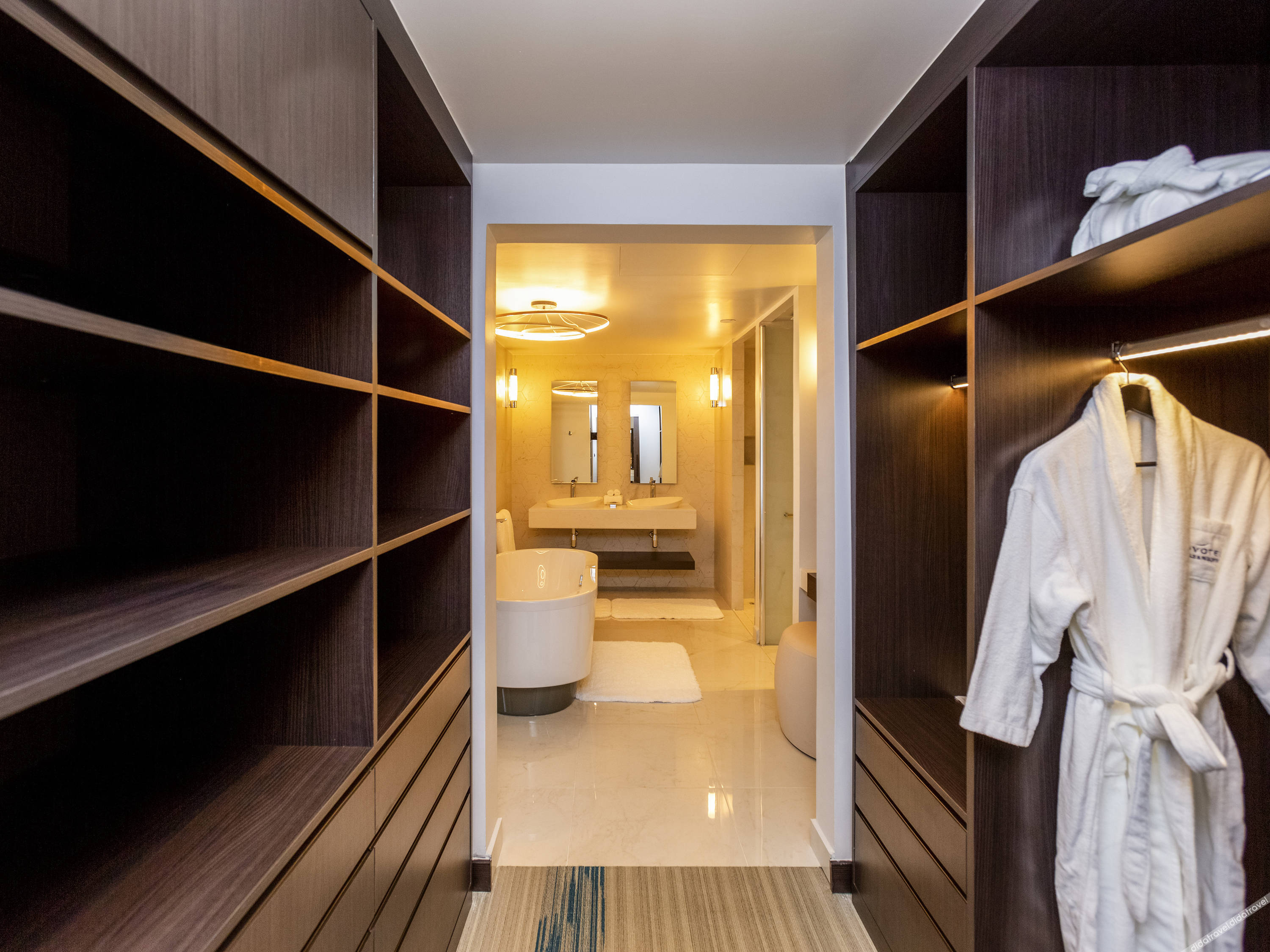 精致特大床套房