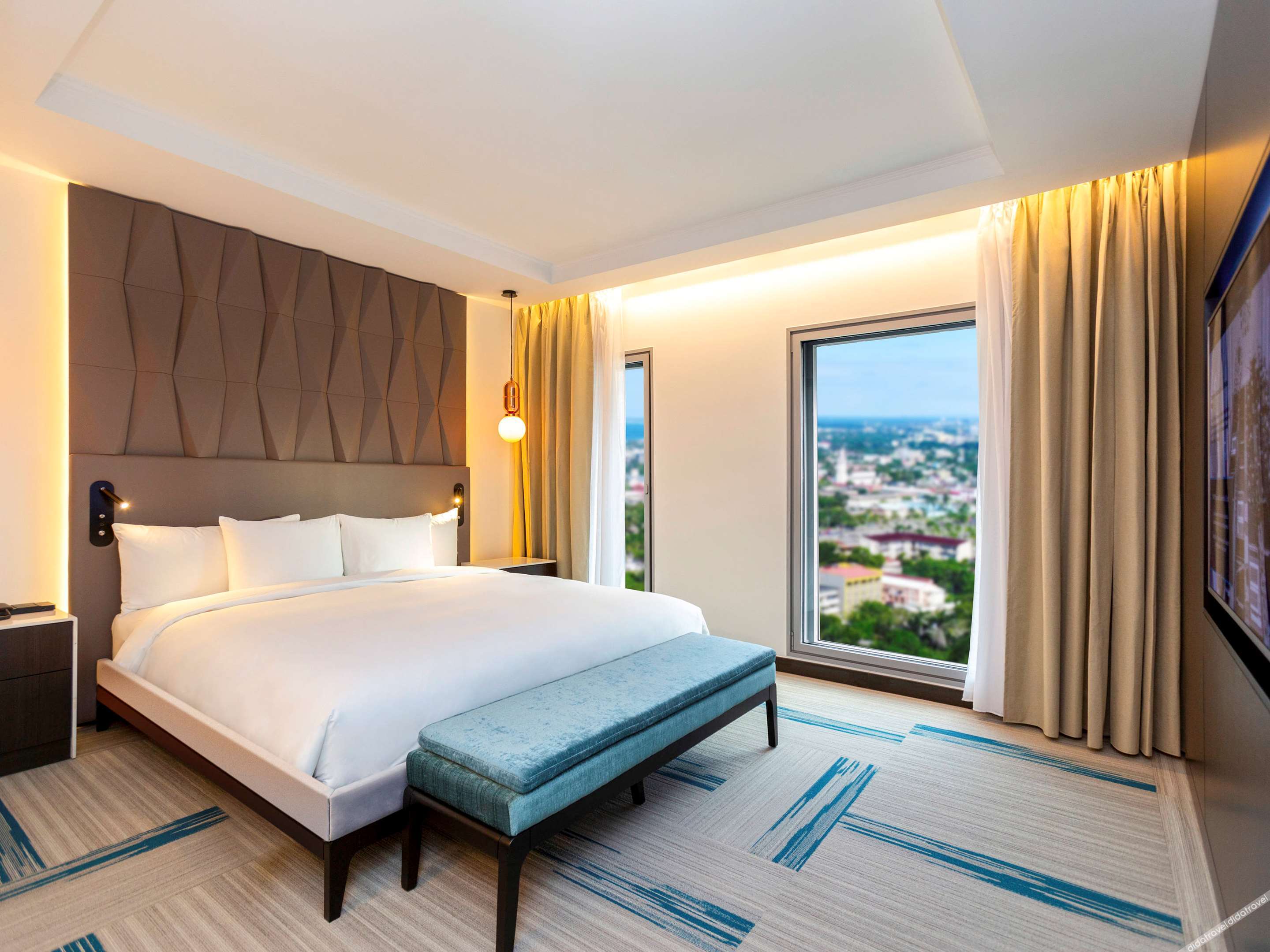 高级特大床套房