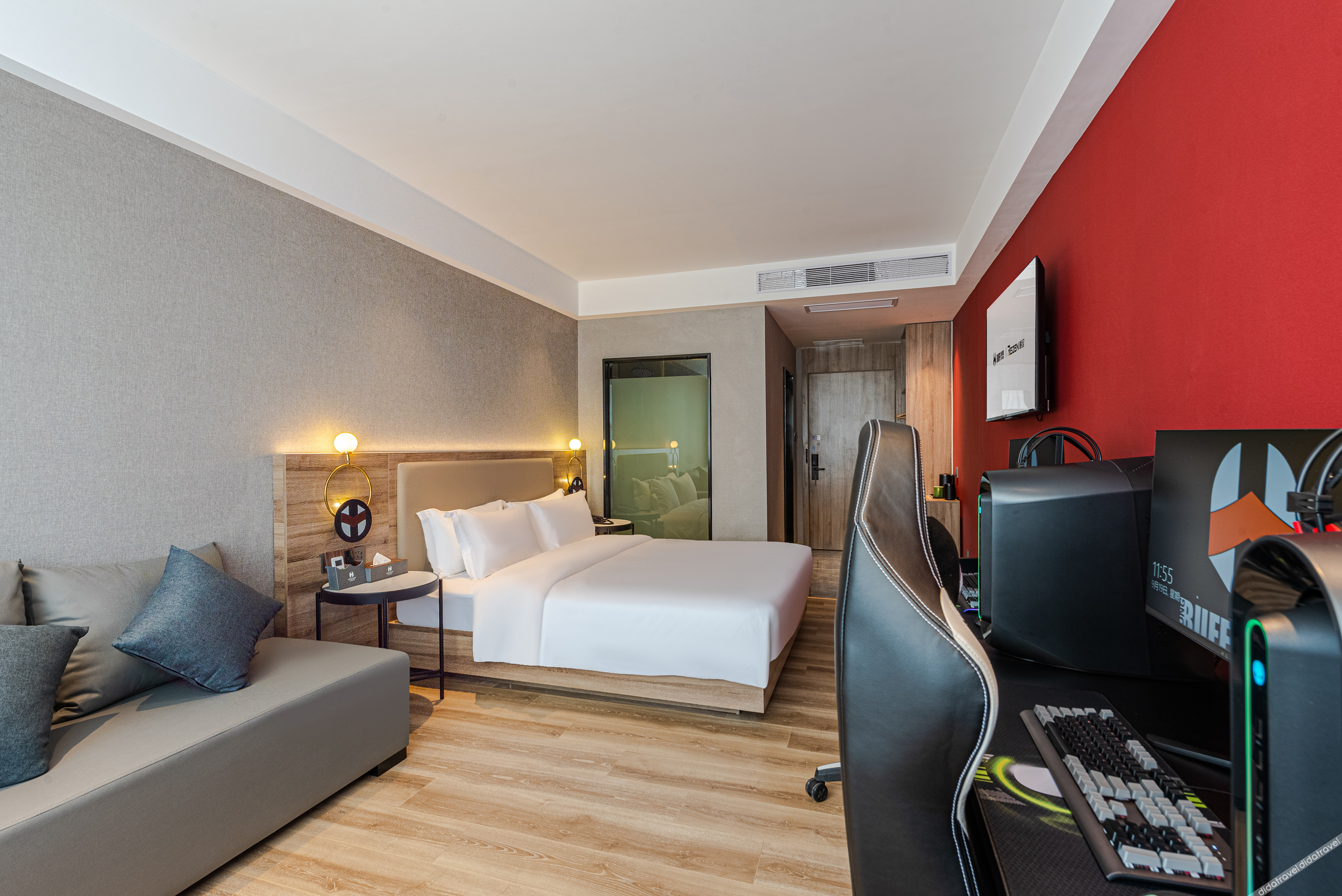 GALAXY E-SPORTS HOTEL - Tap to explore photos