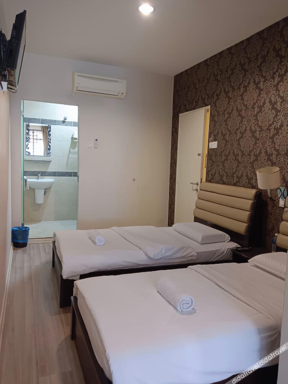 M Hotel photo 3