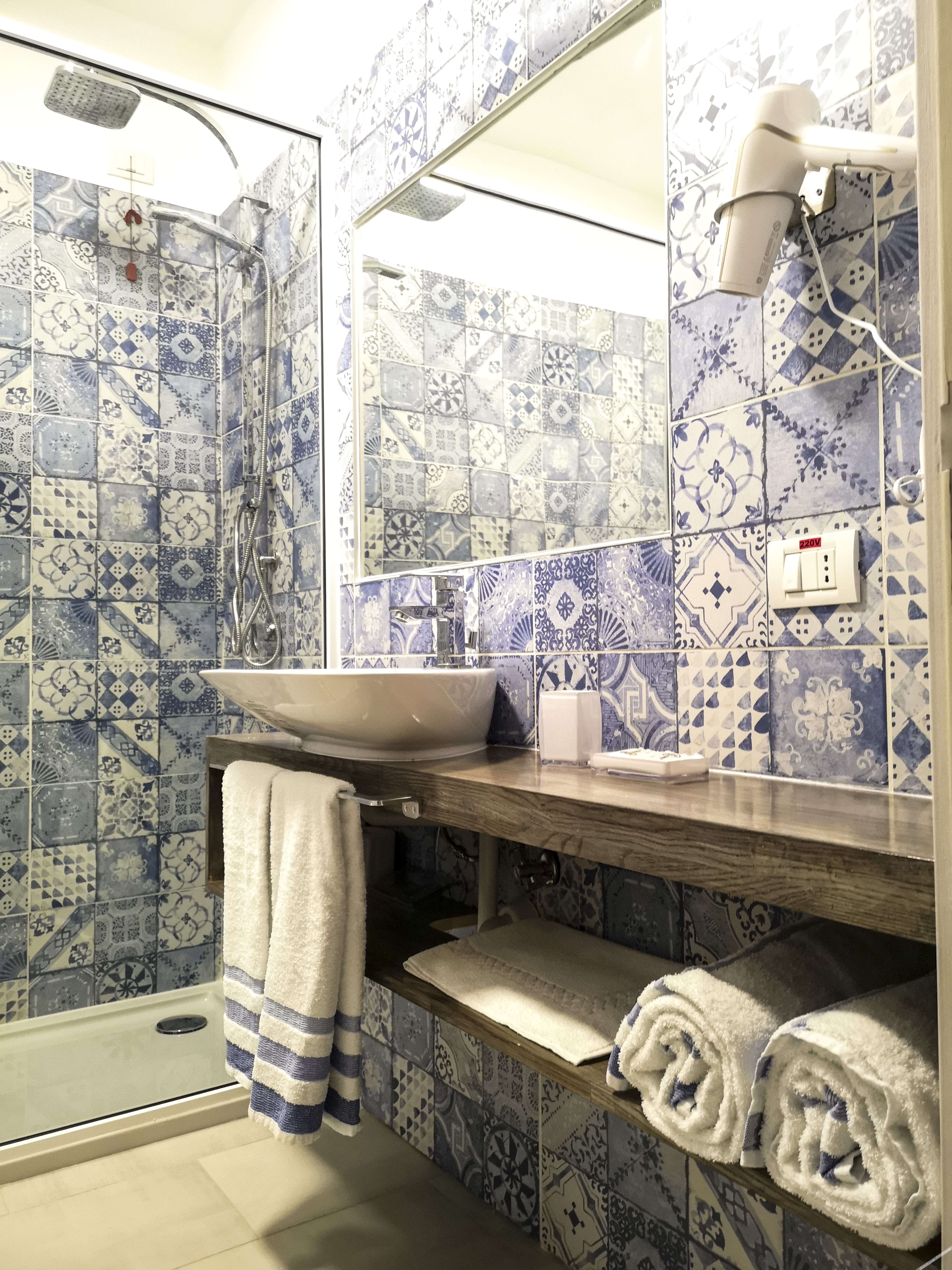 豪华阳台大床房