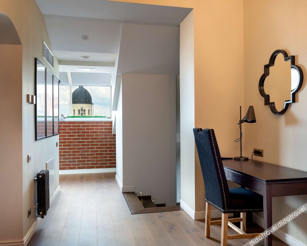 套房, 1 张特大床, 无烟房, 露台 (Living Room)