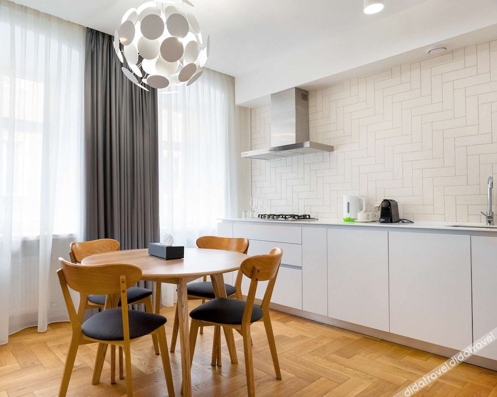 标准公寓, 1 张大床, 厨房, 城市景观