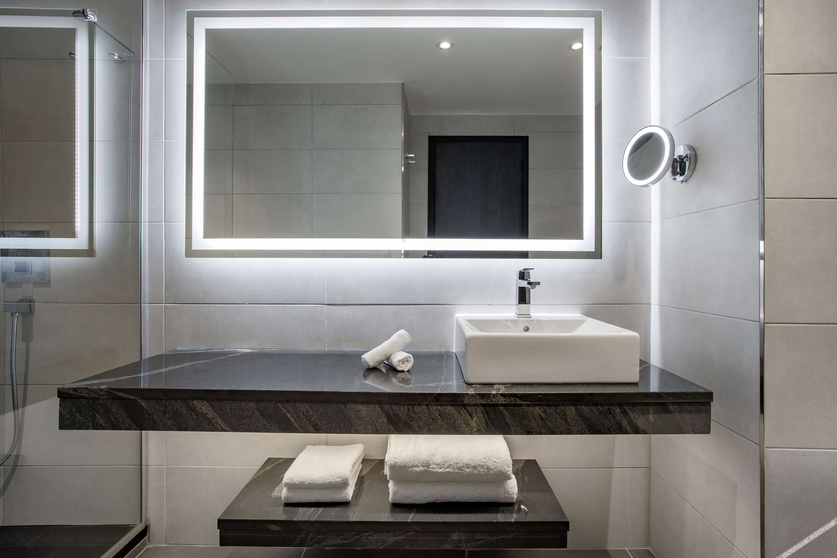 高级房 - 水景 & 高层