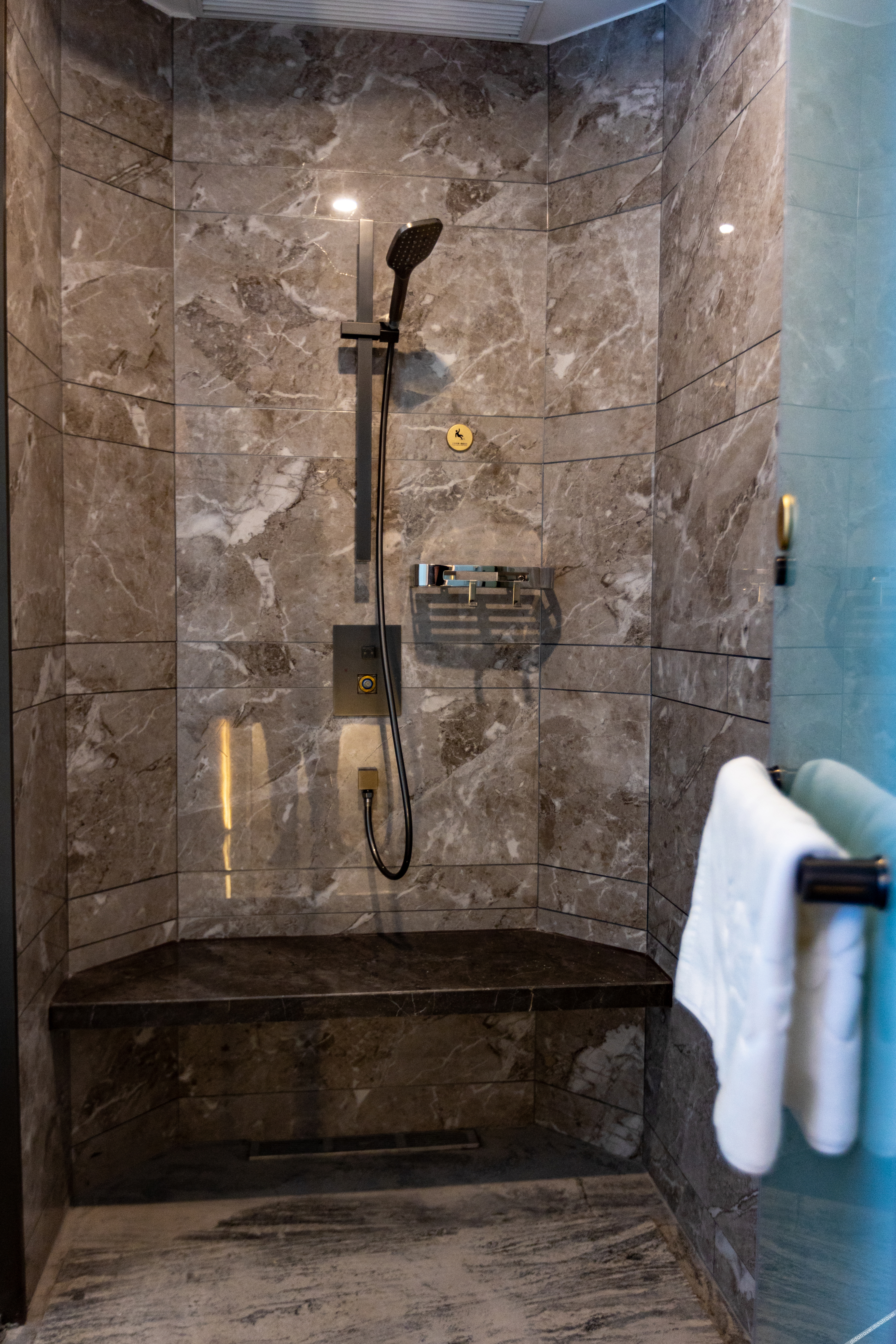 ZEBULON HOTEL photo 4