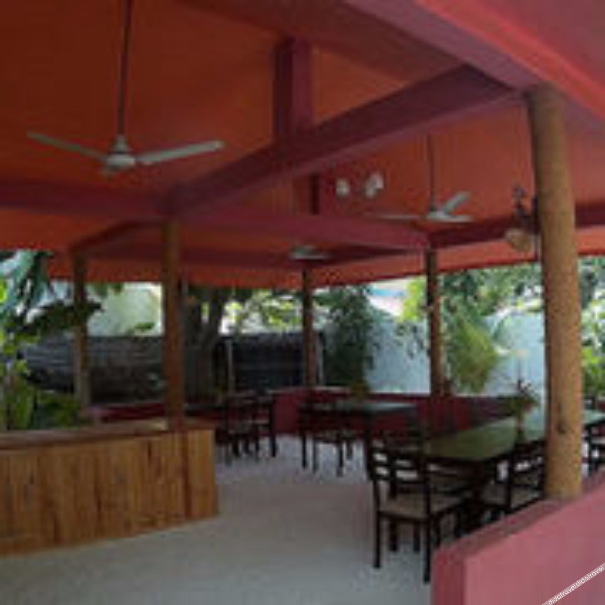 MAGOODHOO INN photo 3