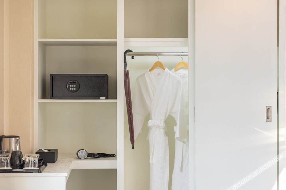 河景豪华双床房（带阳台）