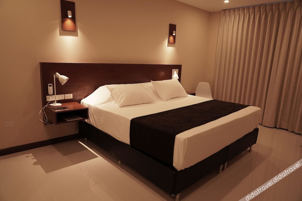 华丽双人房（1 张双人床）, 阳台, 城市景观