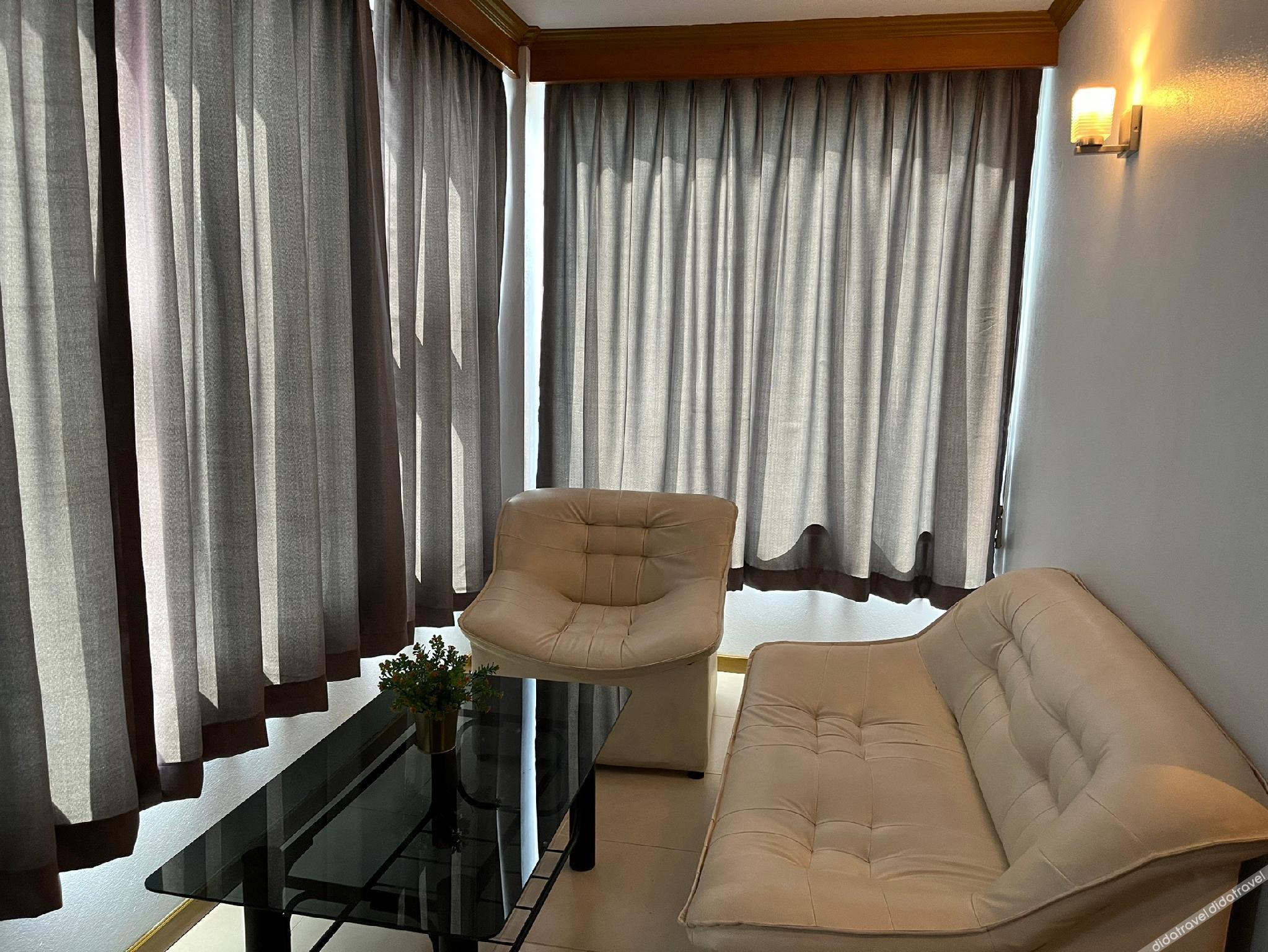 Naraigrand Hotel photo 4