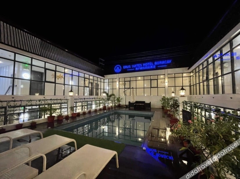 Erus Suites Hotel Boracay - Tap to explore photos