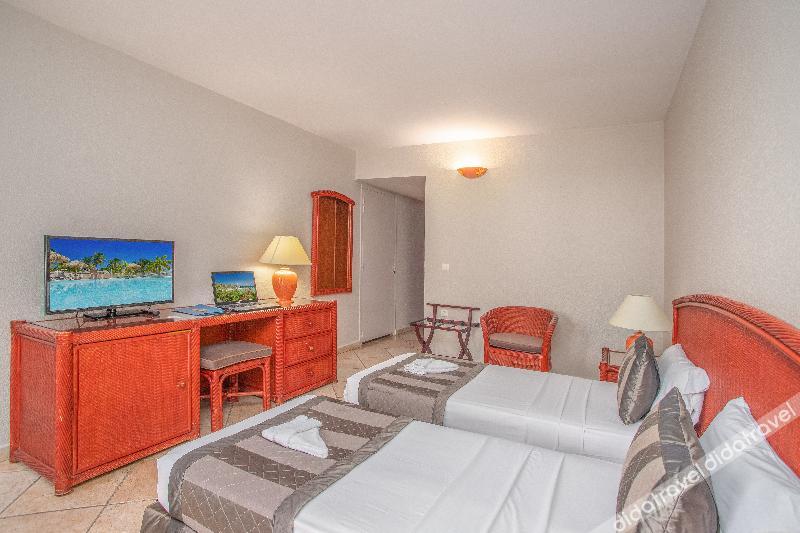 Salako高级三人房