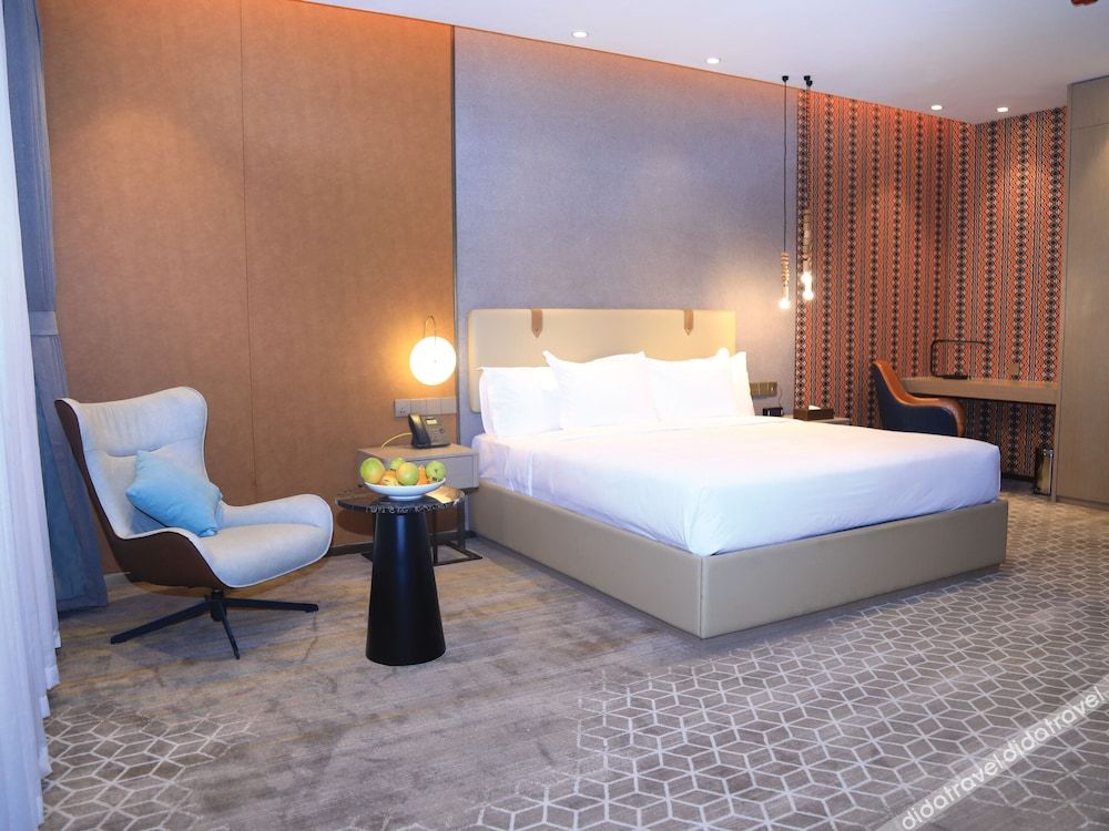 高级双人房（1 张双人床或 2 张单人床）