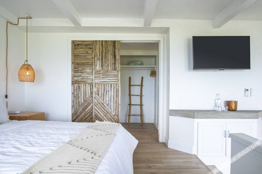 标准间，享有海景。