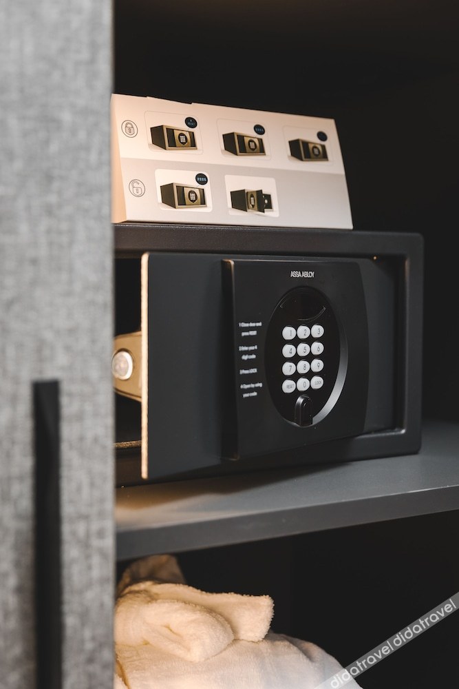 标准双人房（1 张双人床或 2 张单人床）