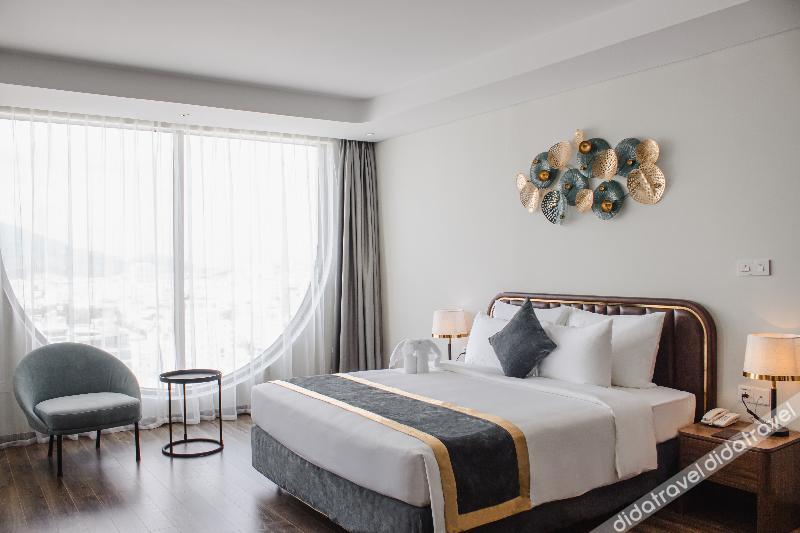 高级豪华城景房