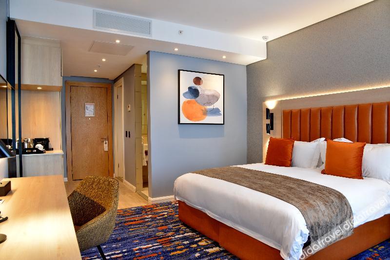 标准房, 1 张特大床