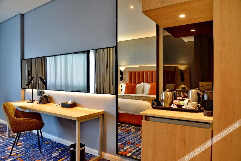 标准房, 1 张特大床