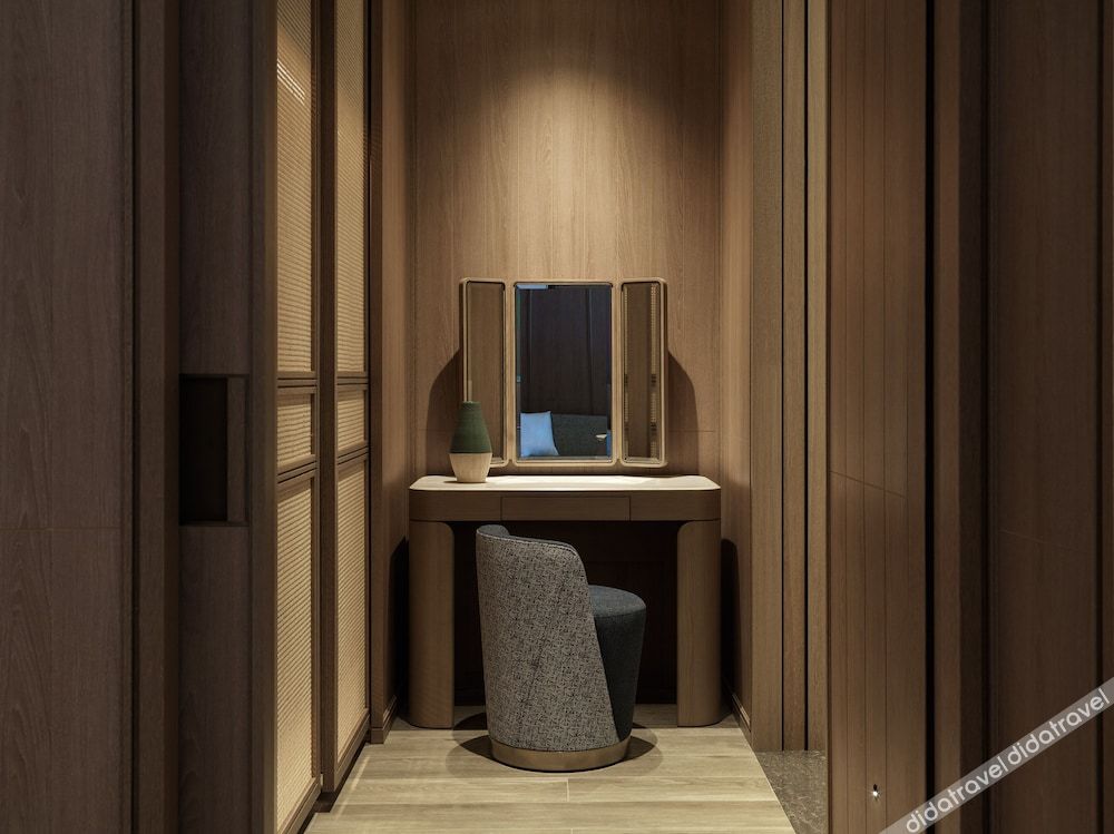 山景至尊房（特大床）