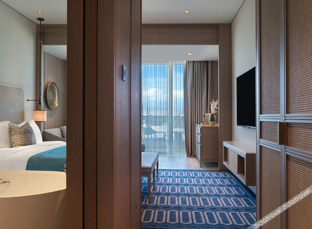 景观尊贵房（特大床）