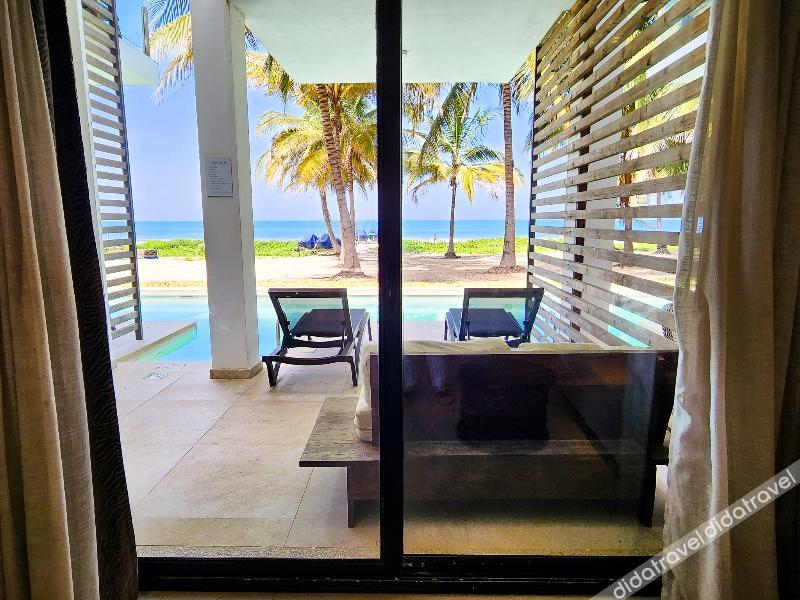 泳池高级海景房