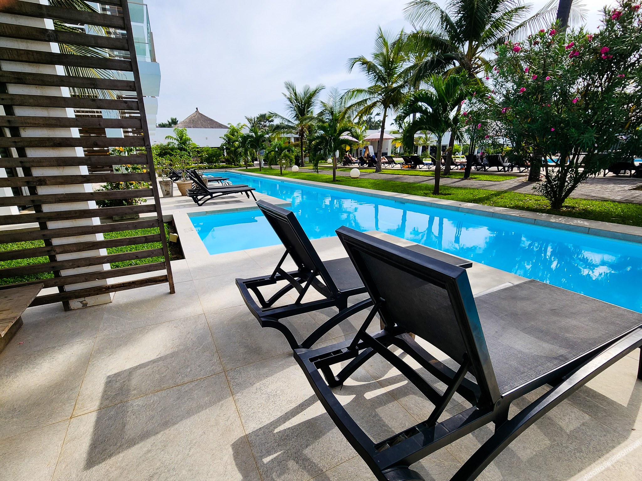 客房(大床)-可直达泳池|带小型泳池<1>