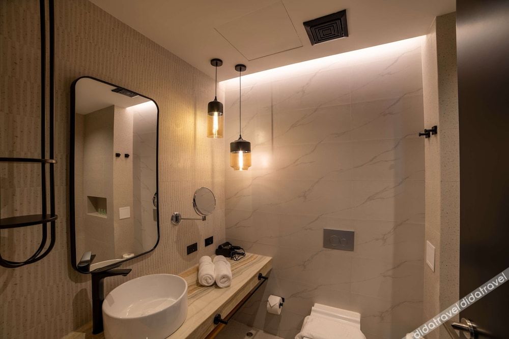 标准特大床房-禁烟