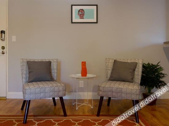 Airy 2Br in West La by Sonder photo 3