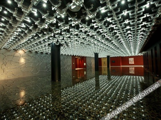 Homa Moon Lake Hotel of Modern Art - Shanghai photo 3