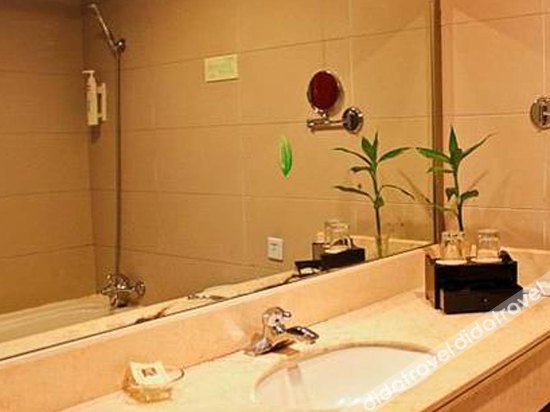 Banana Hotel photo 5