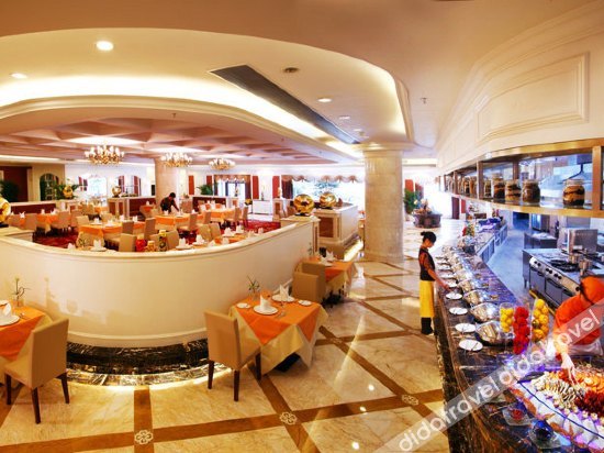 Golden Sun Hotel photo 2