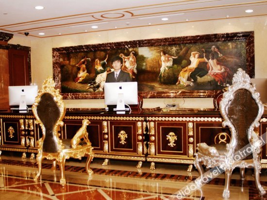 Grand Dynasty Hotel photo 2