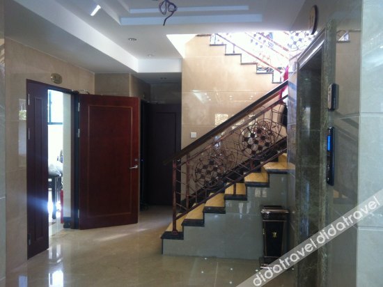 Huayuan Business Hotel photo 2