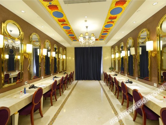 Jinyan International Hot Spring Hotel photo 2