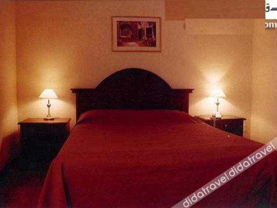 Golden Tulip photo 2