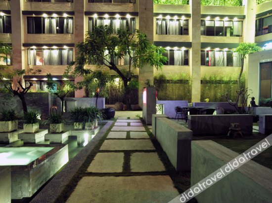 Shenzhen Hot Cultural Base photo 2