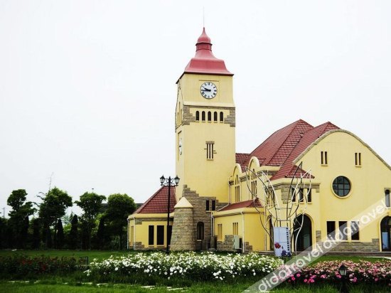 Rose Manor