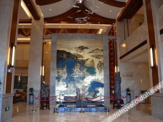陆良弘悦湖大酒店 photo 2