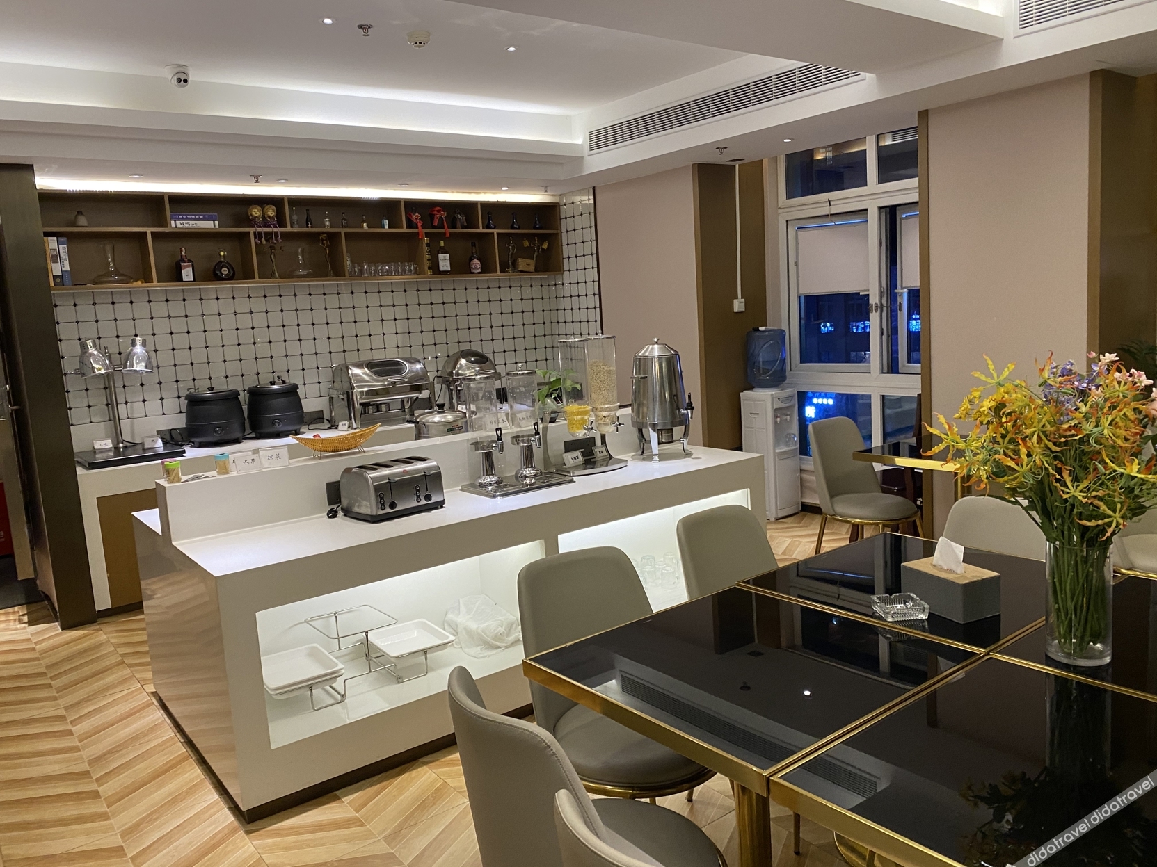 Yuya Guangnian Hotel